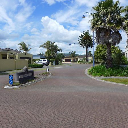 Tuscan Retreat Bed & Breakfast - Adults Only Bed and Breakfast Papamoa Exterior foto