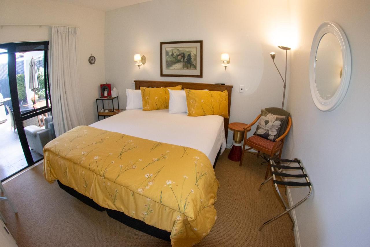 Tuscan Retreat Bed & Breakfast - Adults Only Bed and Breakfast Papamoa Exterior foto