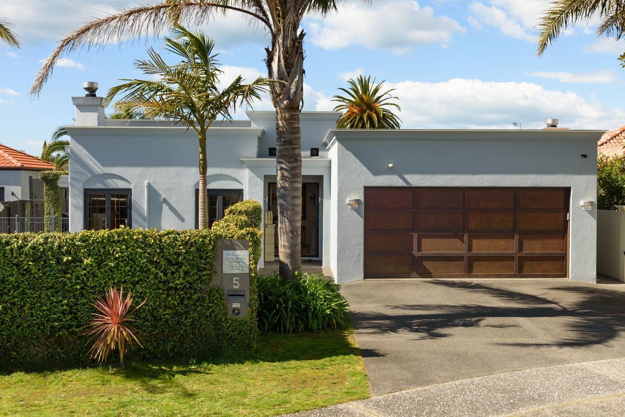 Tuscan Retreat Bed & Breakfast - Adults Only Bed and Breakfast Papamoa Exterior foto